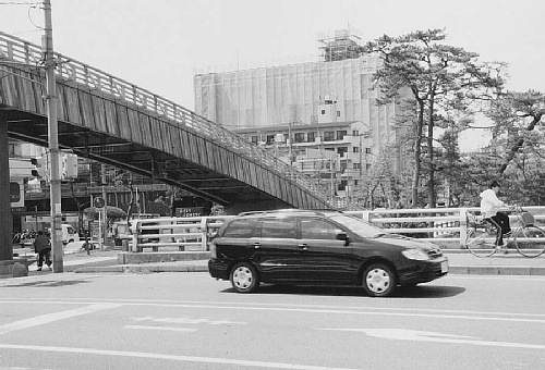 現在の谷古宇橋と矢立橋の画像
