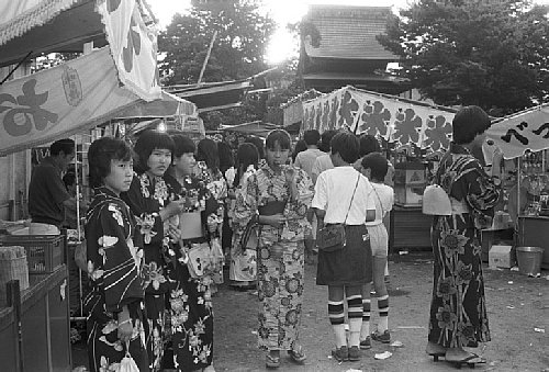 浅間神社夏祭り（瀬崎）の風景