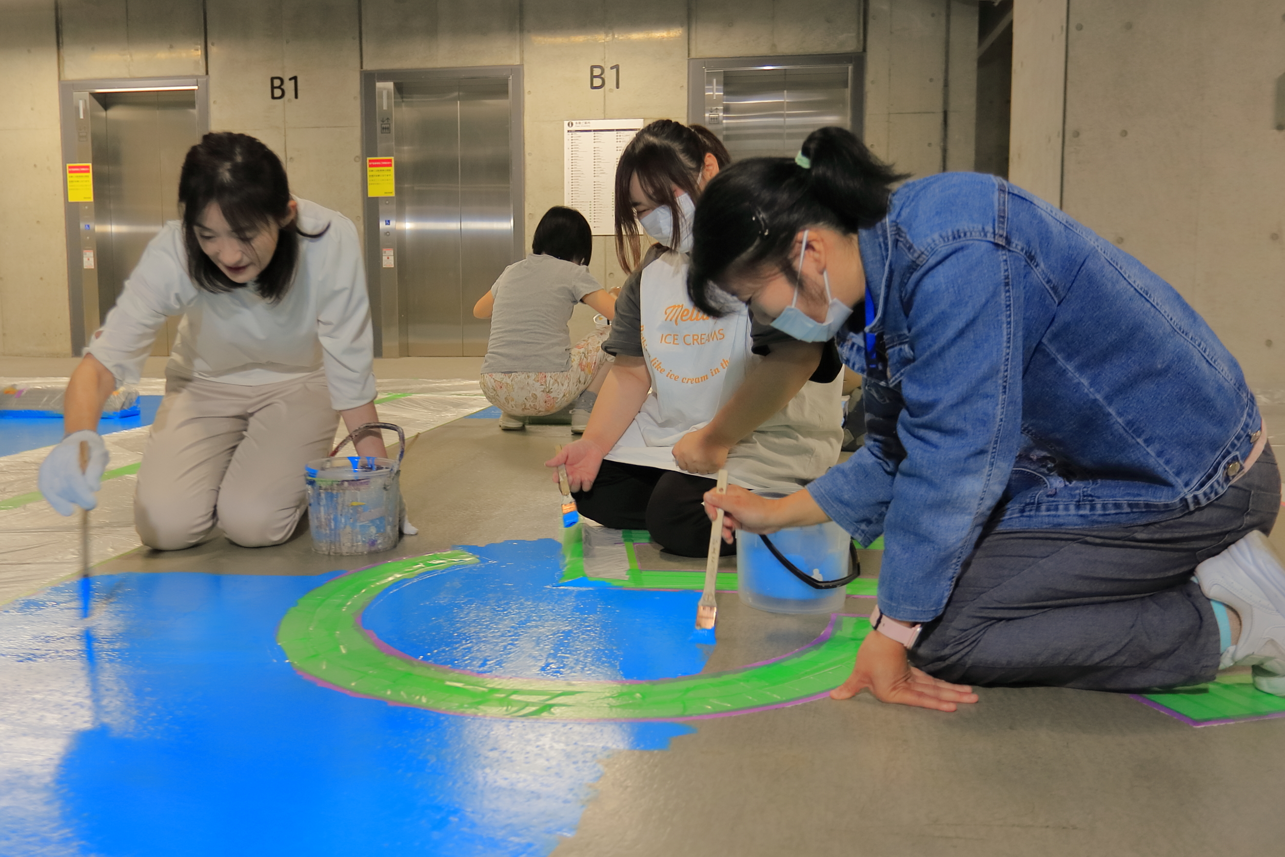 埼玉県思いやり駐車場制度・市役所駐車場を塗装