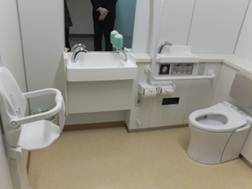 多機能トイレの画像