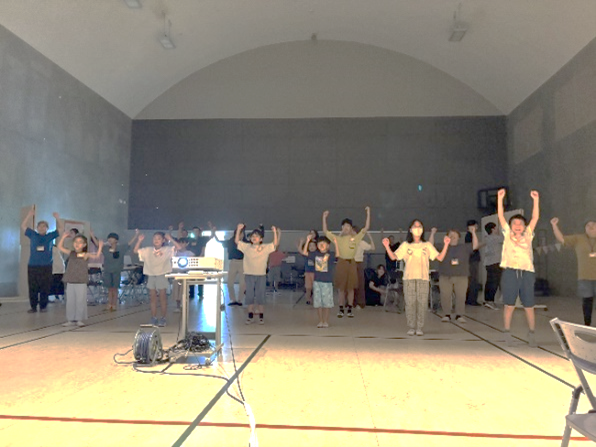 ゼロ予算事業_ラジオ体操の様子