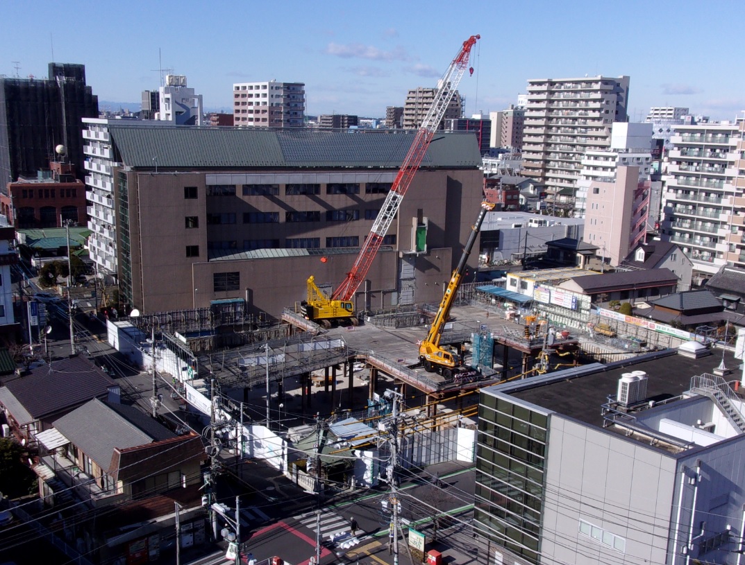 新庁舎建設(免震装置）