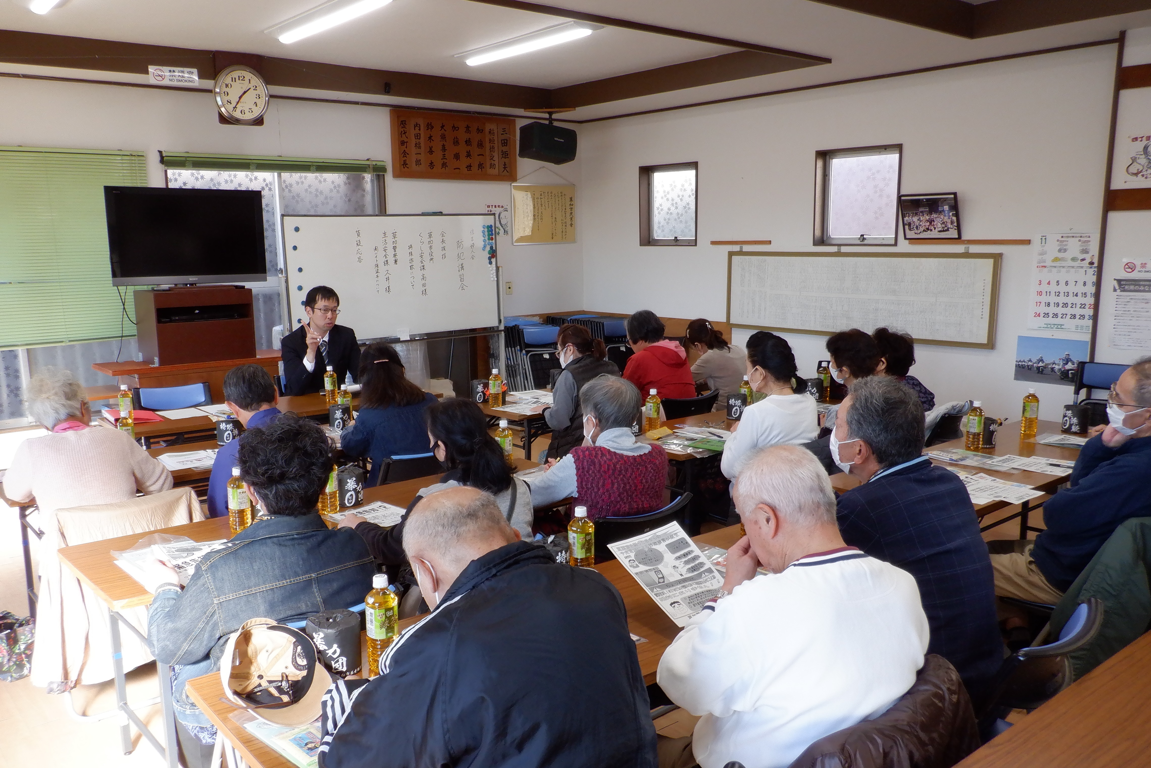 住吉婦人会防犯講話.JPG