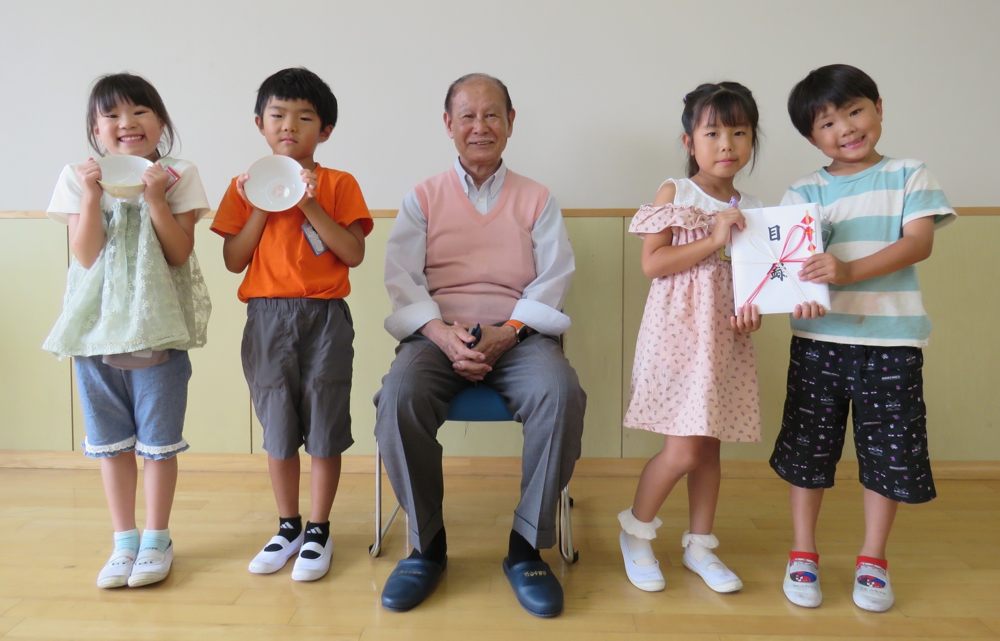 松原小寄贈式記念撮影.jpg