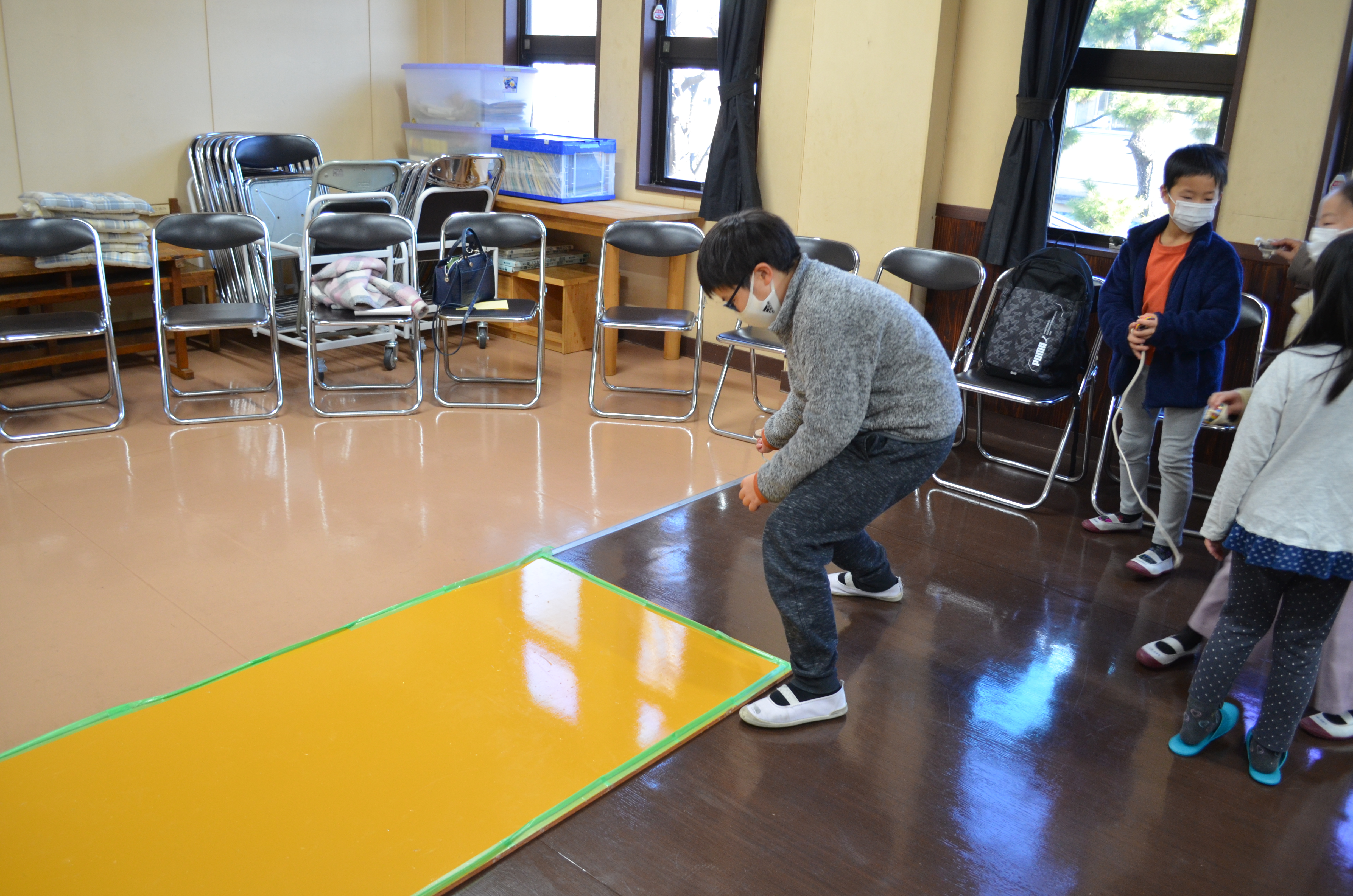 コマ回しの様子。の画像