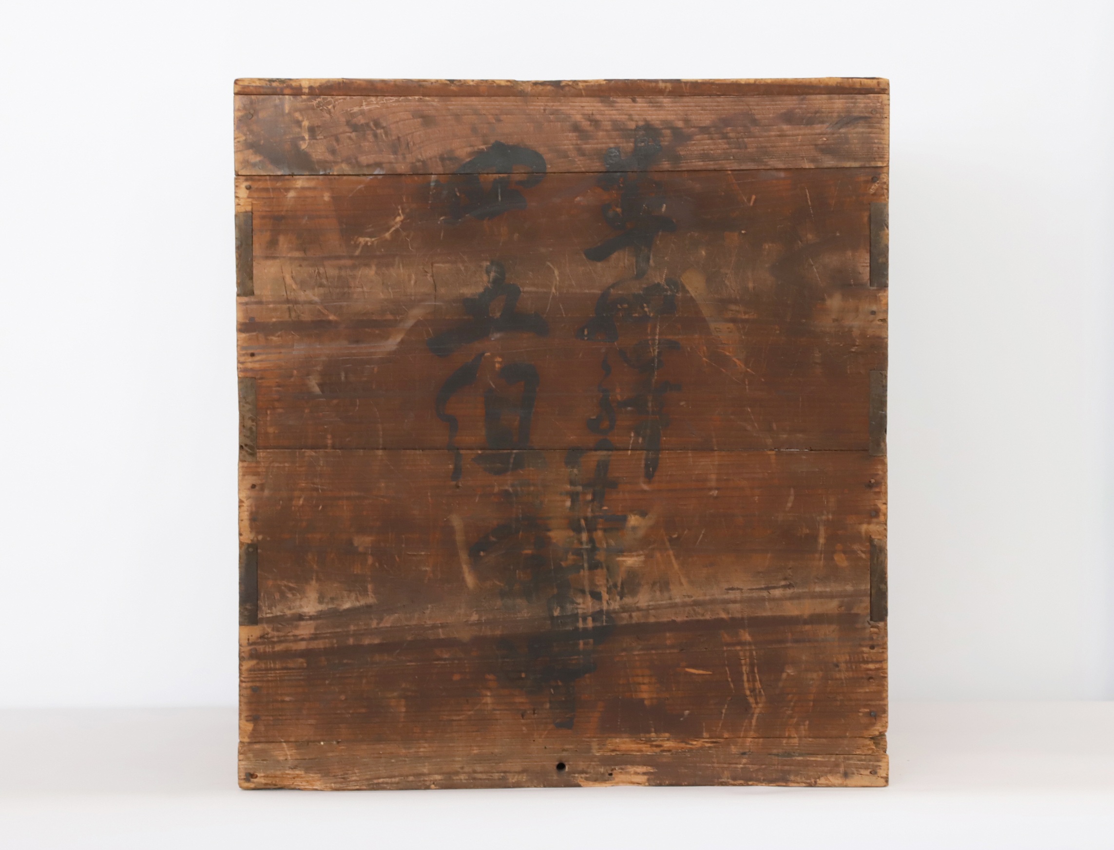 草加宿四丁目の神酒枠＿収納箱01