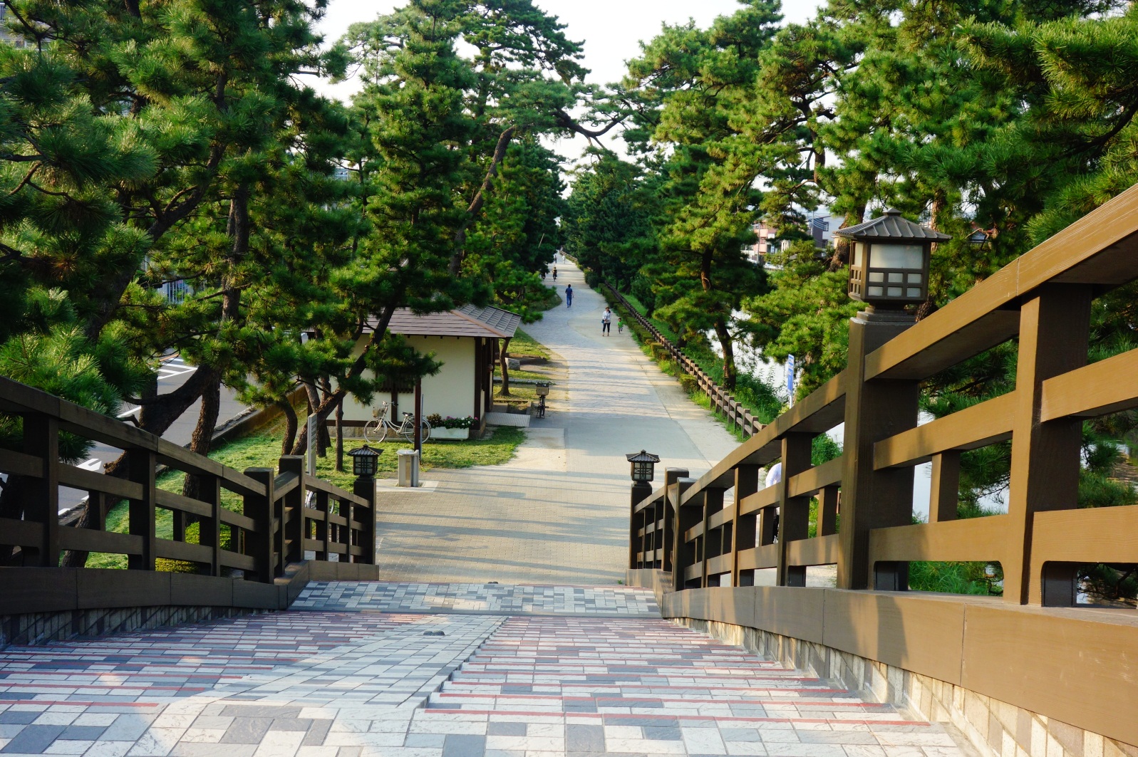 草加松原