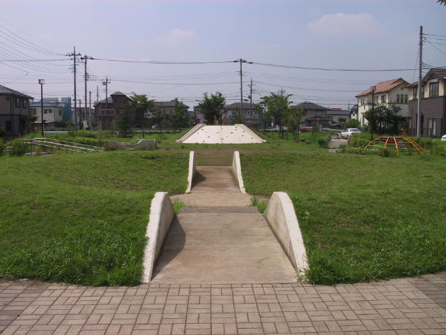 :新栄道下公園全景の画像