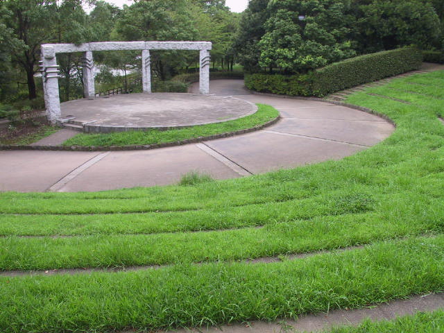 そうか公園ステージ広場